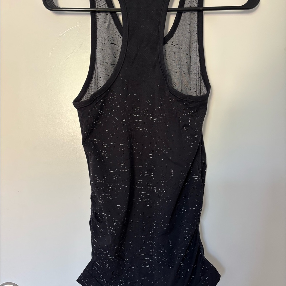 Athleta Black and White Speckled Long Stretchy Workout Tank Top - Picture 2 of 5